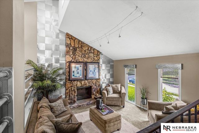 12729 Erskine Street, Omaha, NE 68164