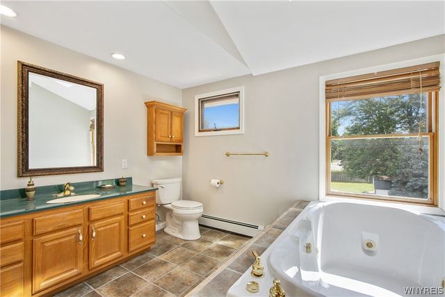 75 Saint Gregory Court, Amherst, NY 14221