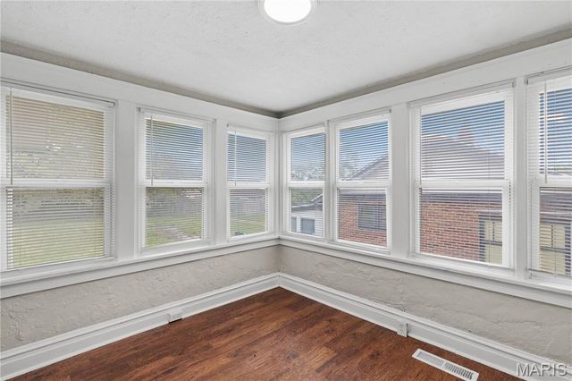 7611 San Diego Avenue, St Louis, MO 63121