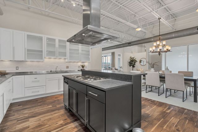 309 Church St Apt 602, Nashville, TN 37201