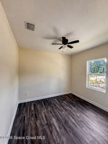 738 Harriet Avenue SW, Palm Bay, FL 32908