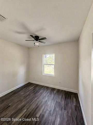 738 Harriet Avenue SW, Palm Bay, FL 32908