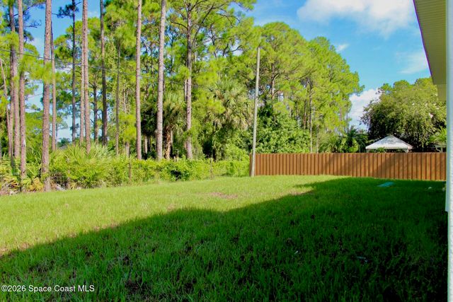 738 Harriet Avenue SW, Palm Bay, FL 32908