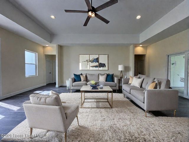 738 Harriet Avenue SW, Palm Bay, FL 32908