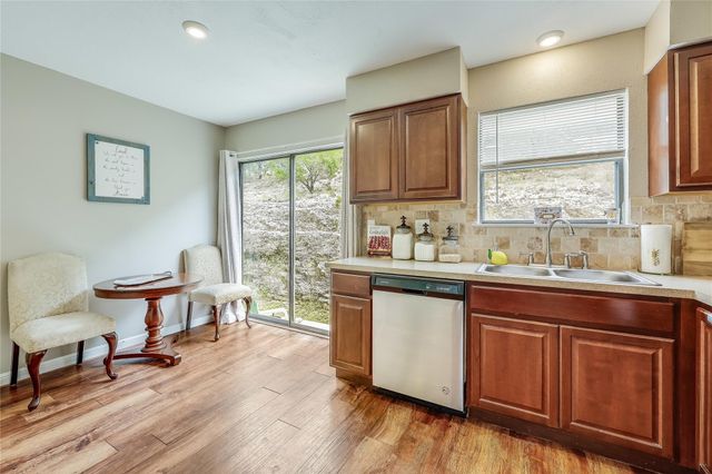 21461 Coyote TRL 6, Lago Vista, TX 78645