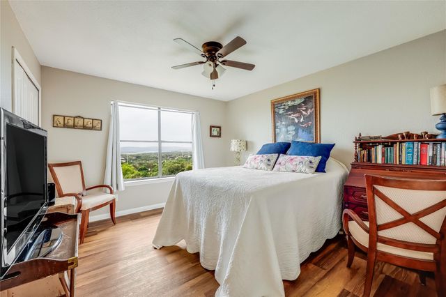 21461 Coyote TRL 6, Lago Vista, TX 78645