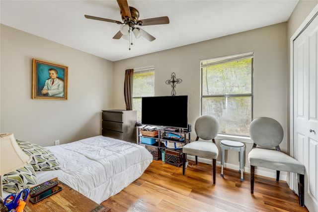21461 Coyote TRL 6, Lago Vista, TX 78645