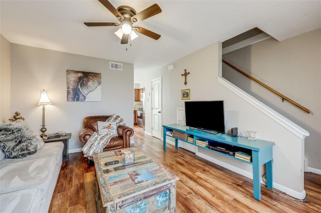 21461 Coyote TRL 6, Lago Vista, TX 78645