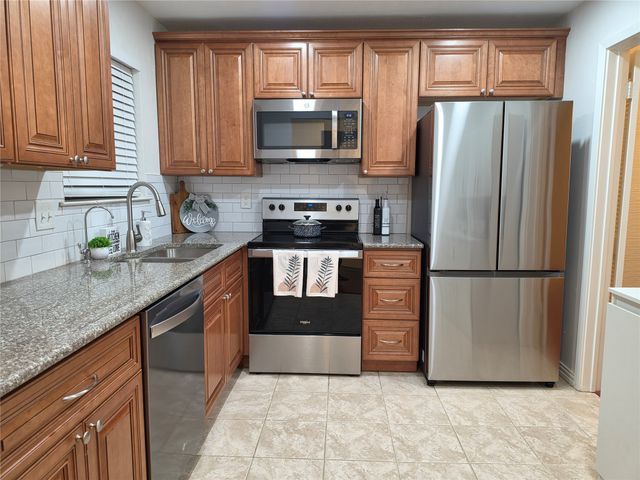 3120 Devonshire Drive 231, Plano, TX 75075