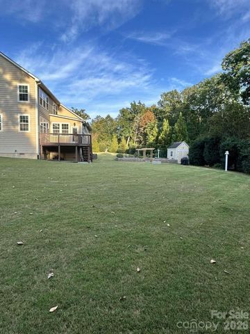 1317 Pinewalk Drive, Waxhaw, NC 28173