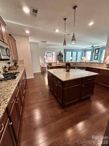 1317 Pinewalk Drive, Waxhaw, NC 28173