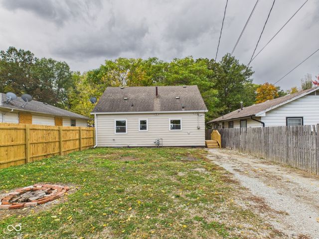 2710 Fairview Street, Anderson, IN 46016