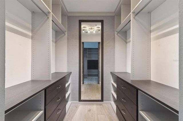 100 S EOLA DRIVE 911, Orlando, FL 32801