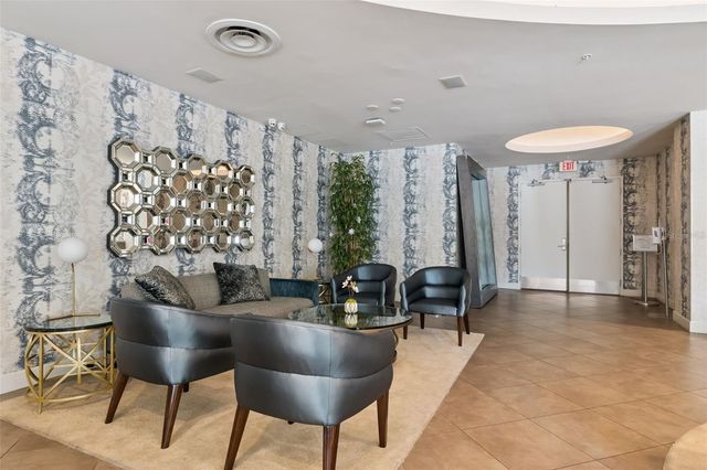 100 S EOLA DRIVE 911, Orlando, FL 32801