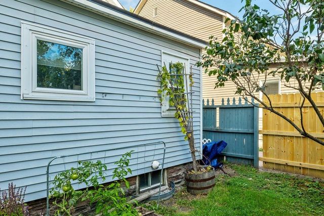 77 Sherman Street, Burlington, VT 05401