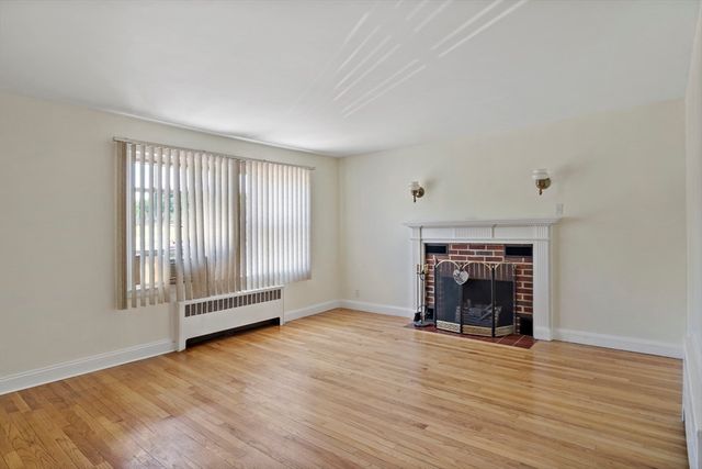 238 Lake St, Bellingham, MA 02019