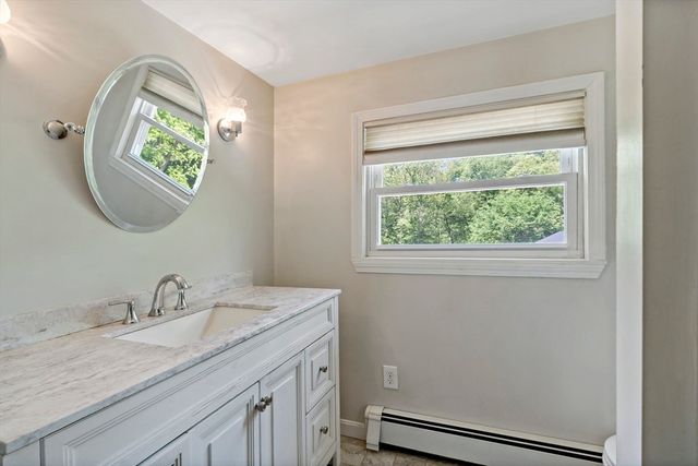 238 Lake St, Bellingham, MA 02019