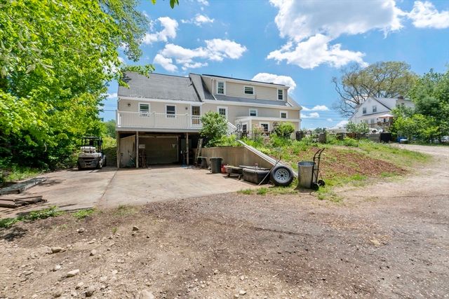 238 Lake St, Bellingham, MA 02019