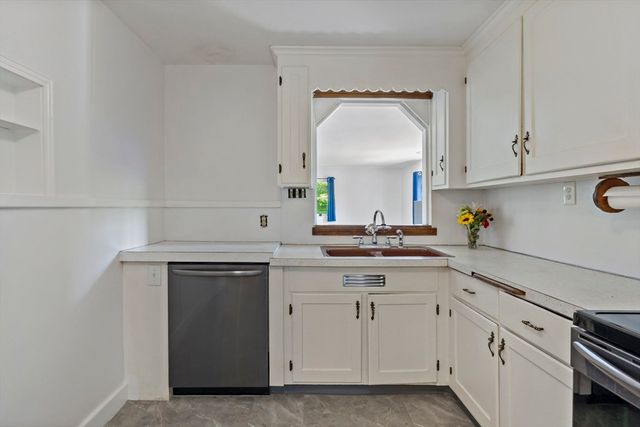 238 Lake St, Bellingham, MA 02019