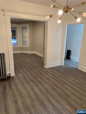 20 Willoughby, Newark, NJ 07112
