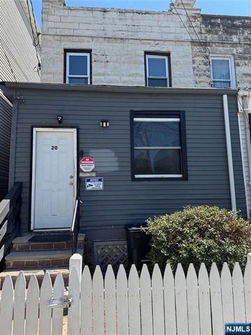 20 Willoughby, Newark, NJ 07112