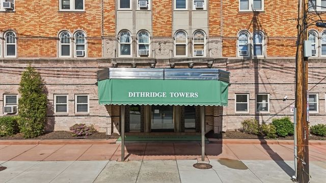 144 N Dithridge STREET 302, Oakland, PA 15213