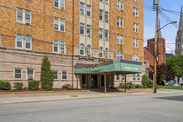 144 N Dithridge STREET 302, Oakland, PA 15213