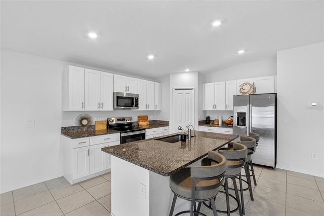 13084 GARNET RASPBERRY AVE, Wimauma, FL 33598