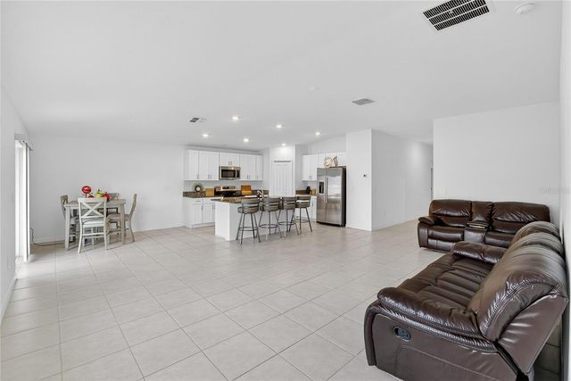 13084 GARNET RASPBERRY AVE, Wimauma, FL 33598