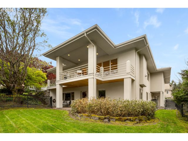 10203 Nw ENGLEMAN St, Portland, OR 97229