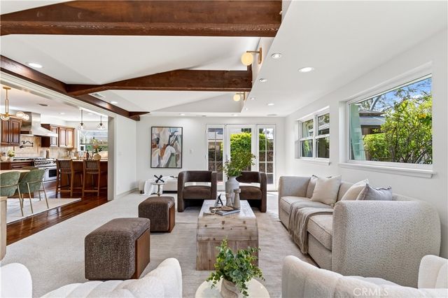 527 N Lincoln Avenue, Fullerton, CA 92831