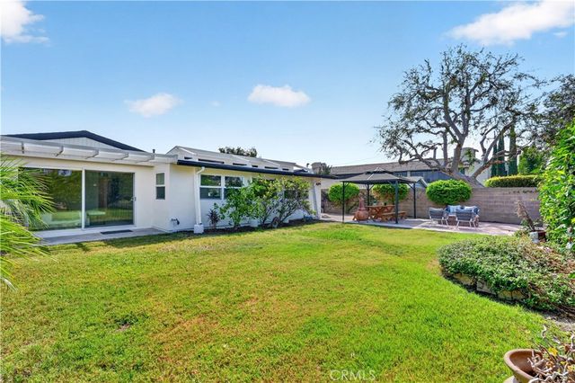 527 N Lincoln Avenue, Fullerton, CA 92831