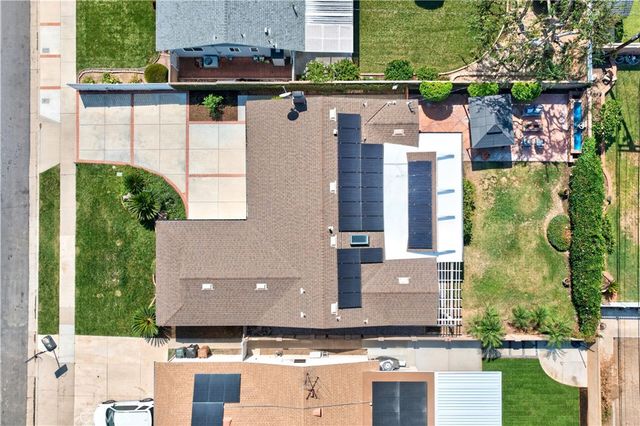 527 N Lincoln Avenue, Fullerton, CA 92831
