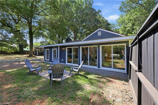 1112 Guyer Street, High Point, NC 27262