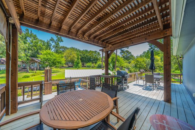 114 Baywood Boulevard, Mabank, TX 75156