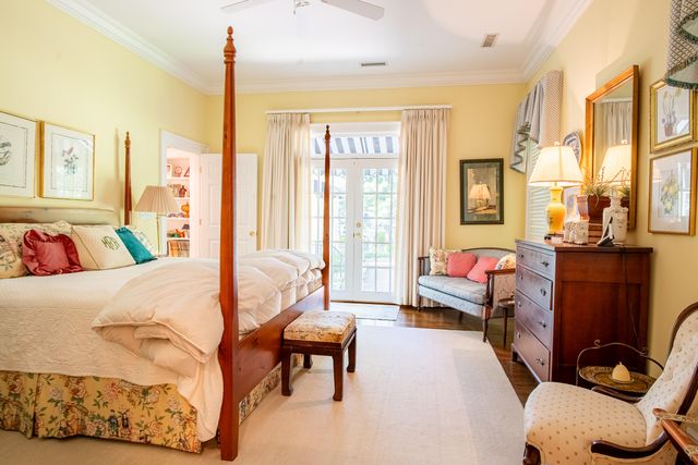410 N Bragg Avenue, Lookout Mountain, TN 37350