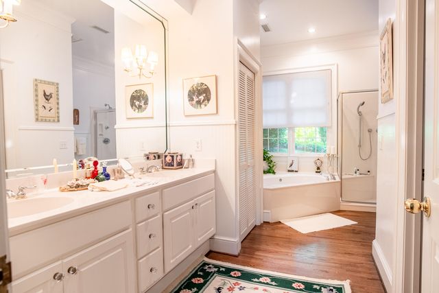 410 N Bragg Avenue, Lookout Mountain, TN 37350