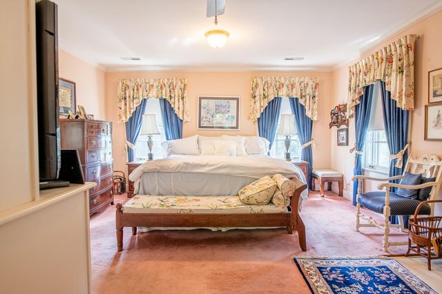 410 N Bragg Avenue, Lookout Mountain, TN 37350