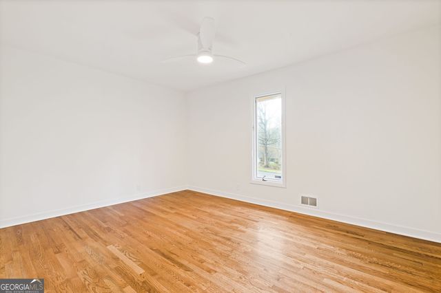 5666 Redcoat Run, Smoke Rise, GA 30087