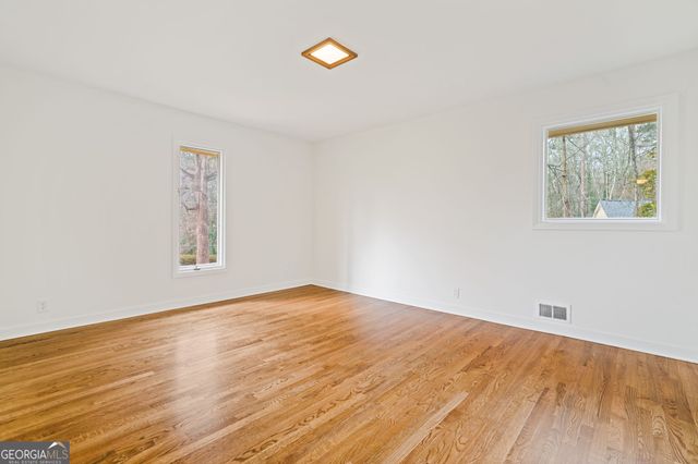 5666 Redcoat Run, Smoke Rise, GA 30087