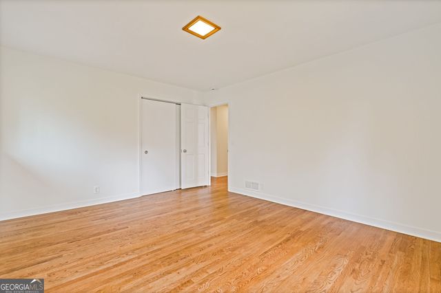 5666 Redcoat Run, Smoke Rise, GA 30087