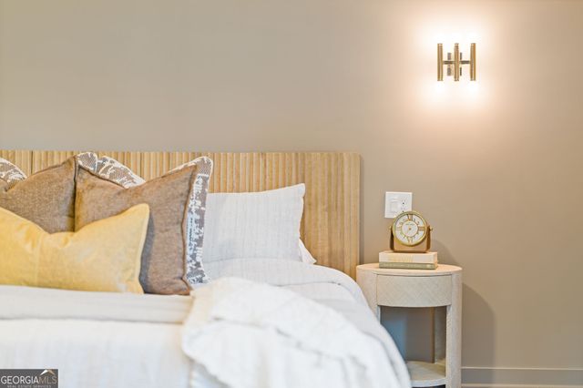 5666 Redcoat Run, Smoke Rise, GA 30087