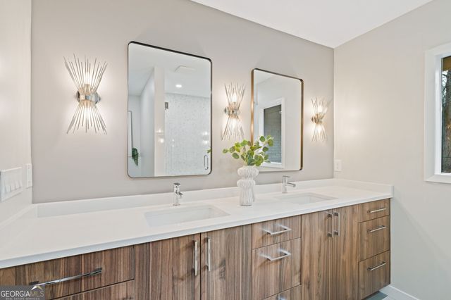 5666 Redcoat Run, Smoke Rise, GA 30087