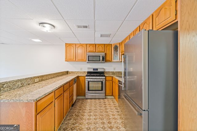 5666 Redcoat Run, Smoke Rise, GA 30087