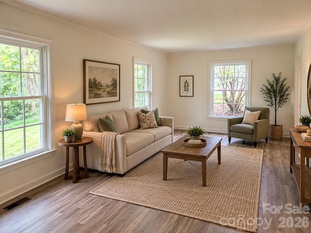 845 Cherokee Place SW, Lenoir, NC 28645