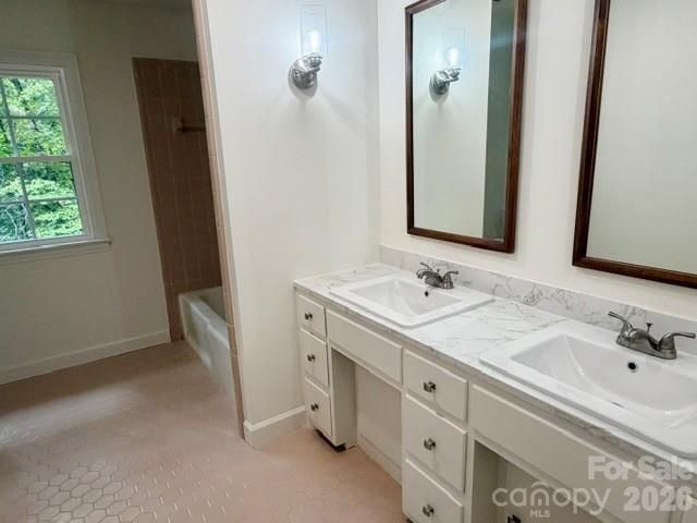 845 Cherokee Place SW, Lenoir, NC 28645