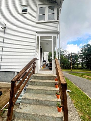 92 E Water Street 3, Taunton, MA 02780