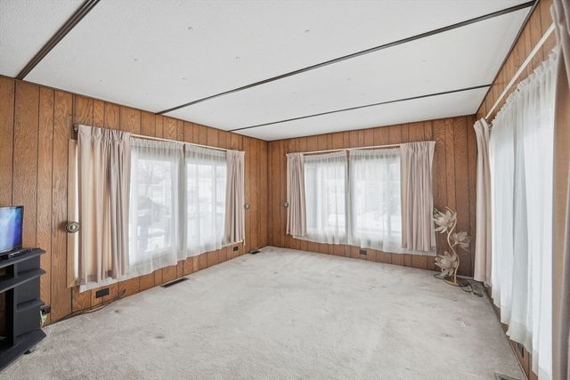 40 Better Way, Springfield, MA 01109