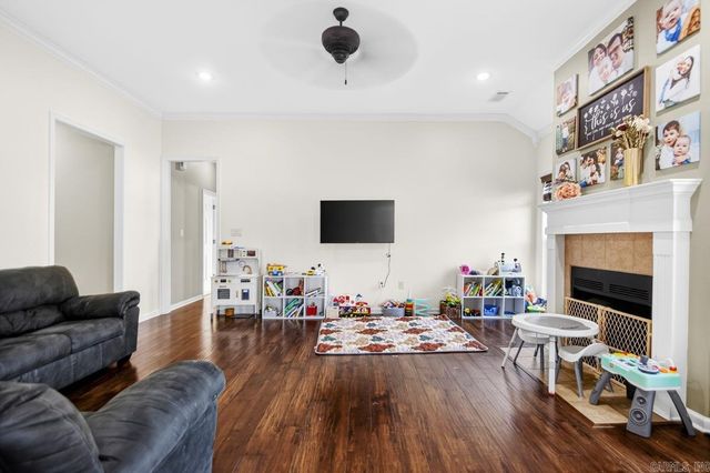 1838 Milburn Drive, Benton, AR 72015