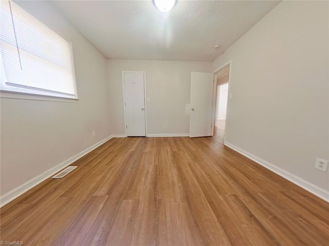 1629 Beaucrest Avenue, High Point, NC 27265